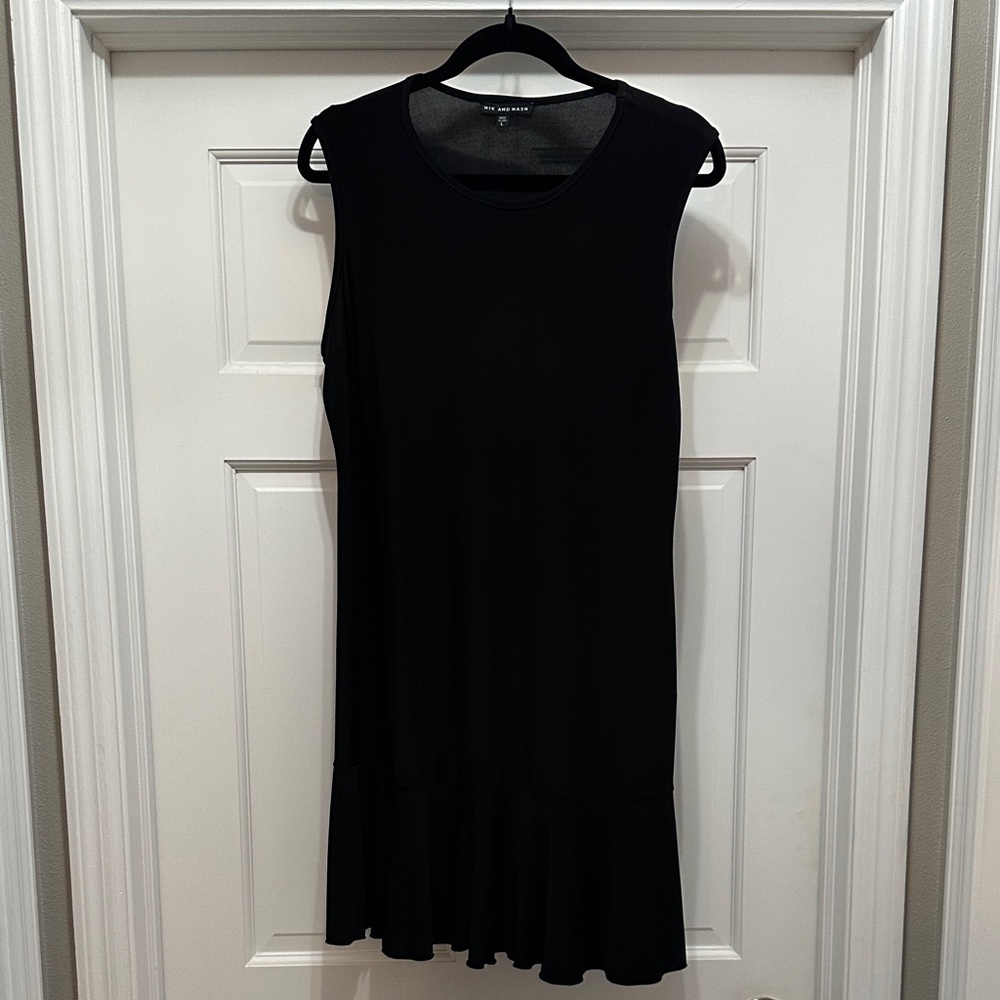 Elegant Black Sleeveless Mini Dress